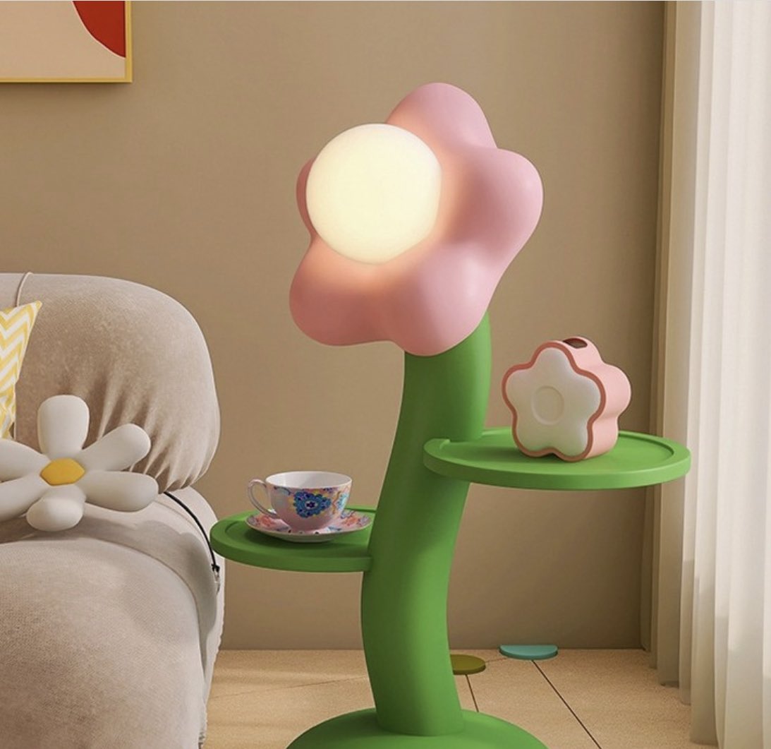 예쁜데 나 자고 있으면 옆에서 말 걸어줄 것 같아