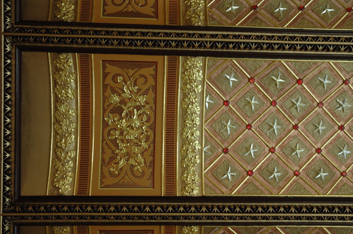 JohnCanningCo's tweet photo. Our team performed #DecorativeFinishes analysis & #Consulting for the Eisenhower Executive Office Building’s #Historic suite of rooms. We then #Restored & #Reinstated the #DecorativePainting & freehand #Artwork on the ceiling, cove, & cornice; #BeforeAndAfter shown here. #EEOB https://t.co/EoSoA7wHBo