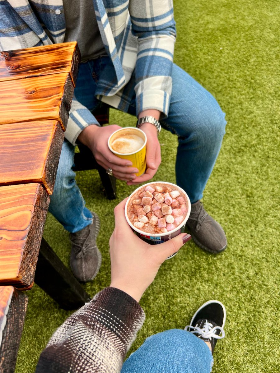 boxddrivethru's tweet image. Autumn vibes at #BOXD 🍂🍁 Time to welcome the best season of the year with your fav hot drinks! 🤩