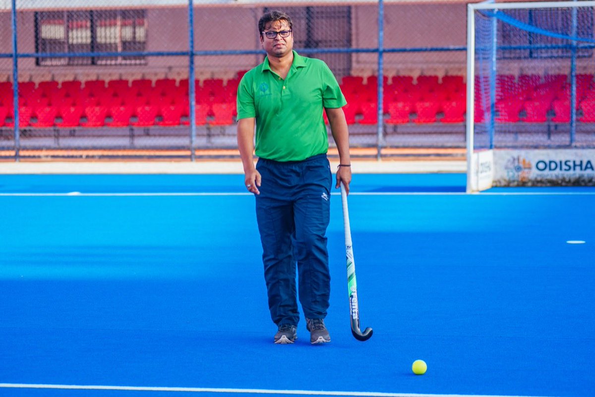 TridibIANS's tweet photo. In a welcome move, former India skipper @DilipTirkey elected president of @TheHockeyIndia.

#DilipTirkey #Hockey #HockeyTwitter https://t.co/MxGgQHpJw1