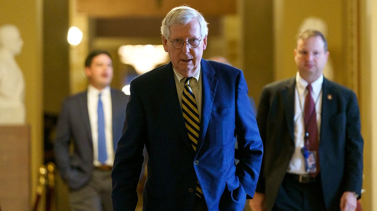 thehill's tweet image. Republicans block bill requiring dark money groups to reveal donors  trib.al/k9jOzD4