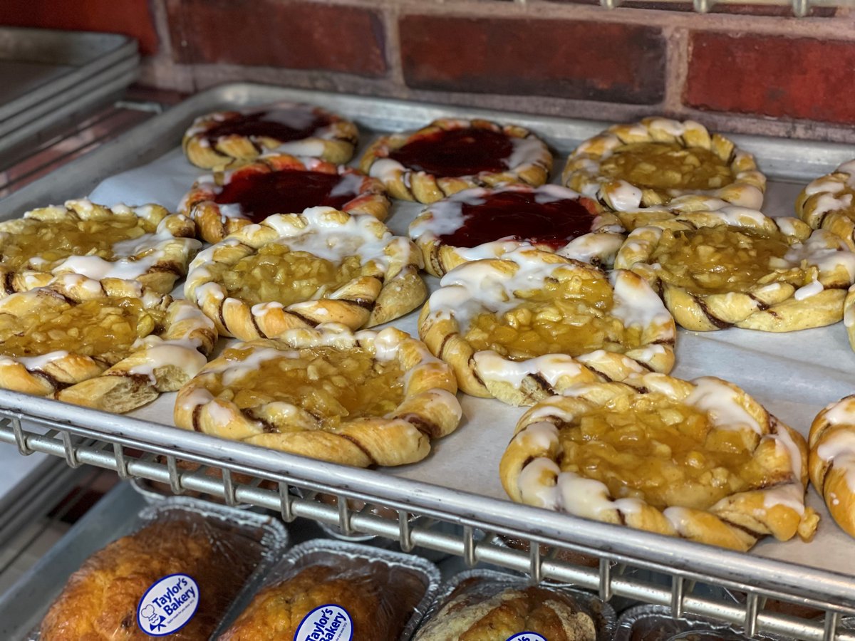 It's fall, y'all. Come grab something nice. taylorsbakery.bakesmart.com/product/Butter…