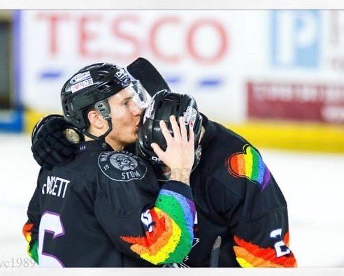 ZachSully11's tweet photo. So with it being #BiVisibilityDay (yes that’s a thing…) I thought I’d share some common misconceptions people may have. 

(And it’s a great opportunity to share one of my all time favourite photos) 

#BisexualAndProud 🏳️‍🌈 https://t.co/795SB5jYbi