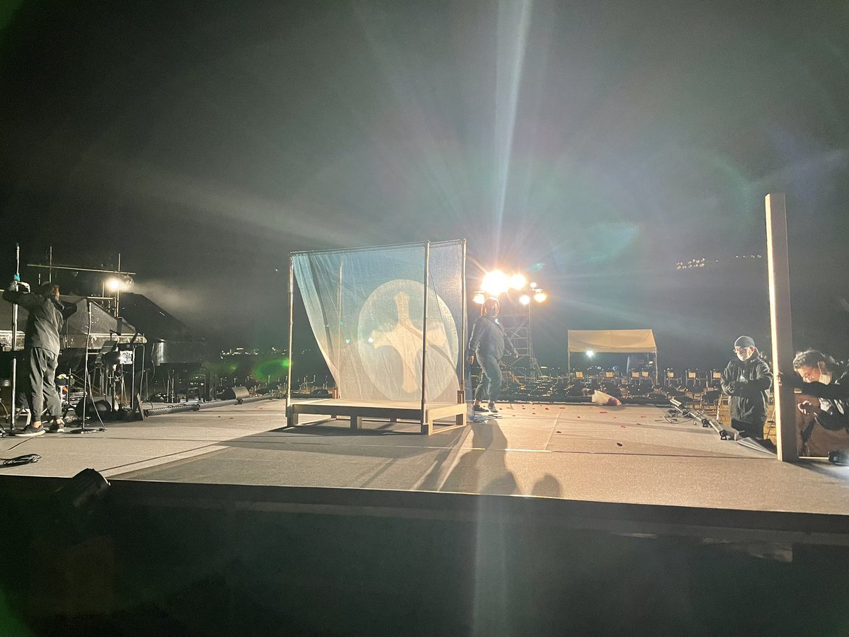 kawaken_pf's tweet photo. 9/21モノオペラ「GARASHA」天橋立2公演終演。
最高難度のアンサンブル曲でしたが、このメンバーだからこそ乗り越えられた素晴らしい経験でした。風もぴたりと止み、月夜が照らす海と波の音だけが聞こえる中での演奏はまさに幻想的で感動しました。
彩子さん、ありがとうございました‼️ https://t.co/koA898d3GN