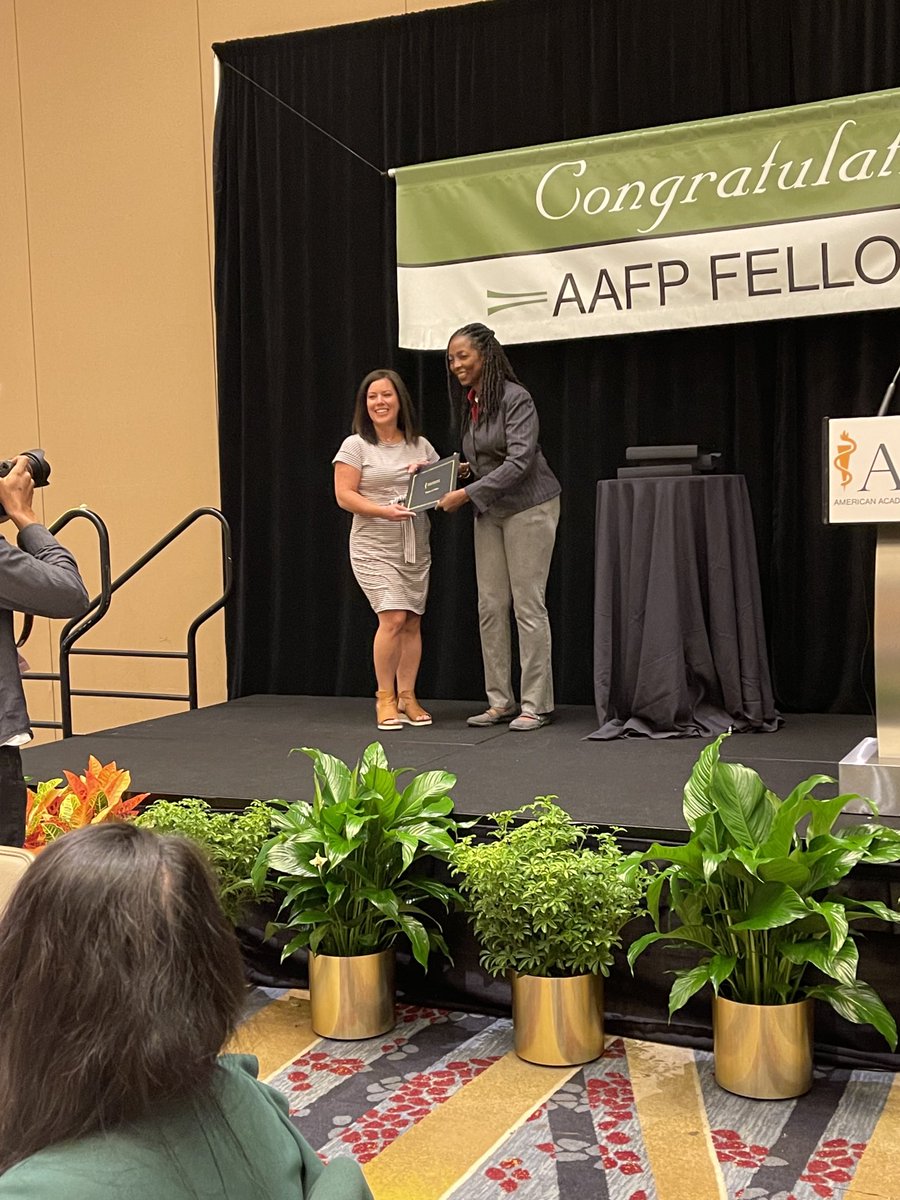 tshaffertodds's tweet photo. Dr Jenni Blair receiving her confirmation degree of AAFP Fellow at #AAFPFMX Congrats to Jenni and #umkcfam #moafp Lots of hard work and dedication to her patients in rural #Missouri #FMXSCOPE exemplified in her full spectrum FM practice with OB and CSections in #ClintonMO #proud https://t.co/hMhSRQk6Sb