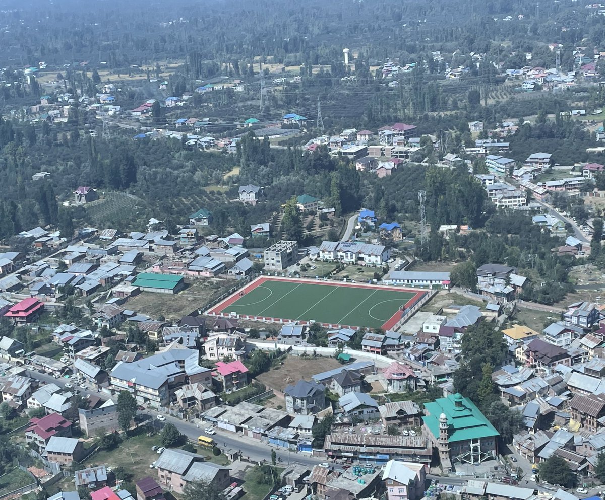jtnladakh's tweet photo. Picture of New Kashmir under the leadership of Prime Minister Sh. Narendra Modi Ji.

#Hockey #Pulwama #Kashmir 🔜 🏑 https://t.co/3y94ZphHQH