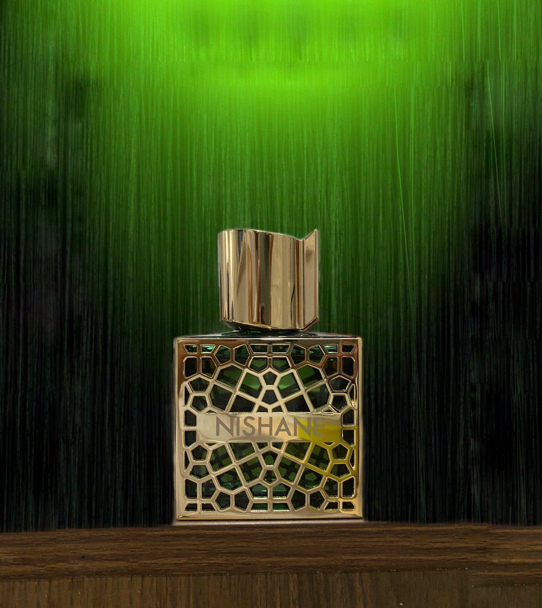 #رابطة_عشاق_العطور نواصل على العطور الخضراء في اليوم الوطني🥰
جايب ليكم عطر جبار في الفوحان و الثبات

من أقوى عطور العالم 

مصمم العطر نفسه مصمم رفلكشن 

اذا لقيتوه بخصم قوي <a href="/LOJASTOREGT/">LOJA STORE</a> أنصحكم تاخذوه لكن بشرط تجربوه قبل كل شيء

فخم لأبعد حد

اسمه shem
#اليوم_الوطني_السعودي_92
