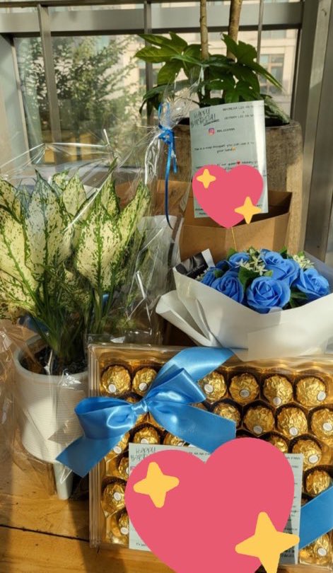 INALeehana's tweet photo. Hi we successfully sent this little gifts to our lee ha na with the help of her team😭❤️ thankyou to our donors😭❤️ her team already received the gifts and hopefully hana will like it🥹 https://t.co/vAsU5eiqmC