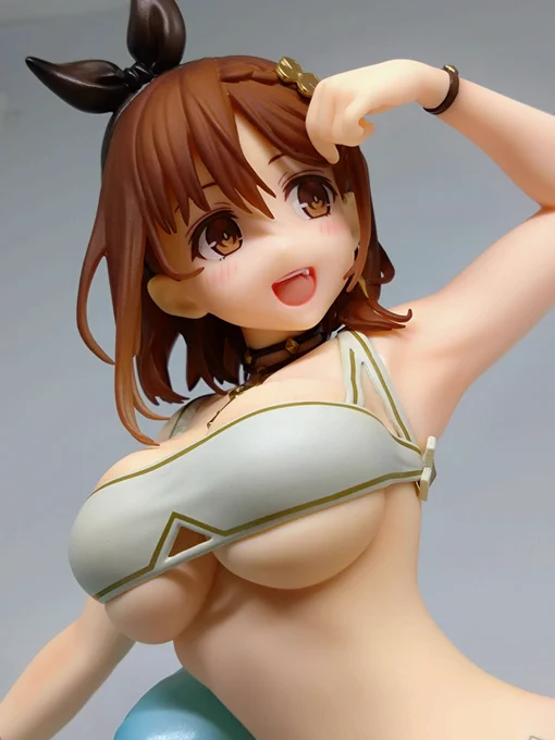 ライザが来た!
初のライザフィギュアだけどすでに3種類くらいポチってるのでこれからどんどん増えます
置き場所ねぇ 