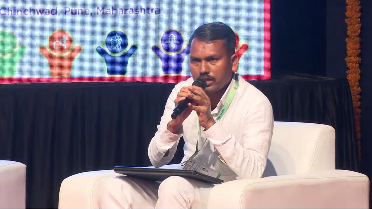 mopr_goi's tweet photo. Shri Amol Katkar, Sarpanch Kiraksal Gram Panchayat, Satara, Maharashtra highlighted the initiatives taken for Bal Sabhas / Mahila Sabhas. A team of 93 persons created by young Sarpanch as community leaders for inter-Panchayat trainings.

#LSDGs #WaterSufficient #CleanAndGreen https://t.co/2QHkyPWHwE