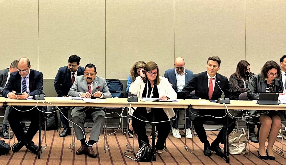 DrJitendraSingh's tweet photo. Interaction with selected Mayors from across the world on Smart Cities programme. India was early to initiate it soon after Sh @narendramodi took over as PM. https://t.co/8r3ACb3eLc