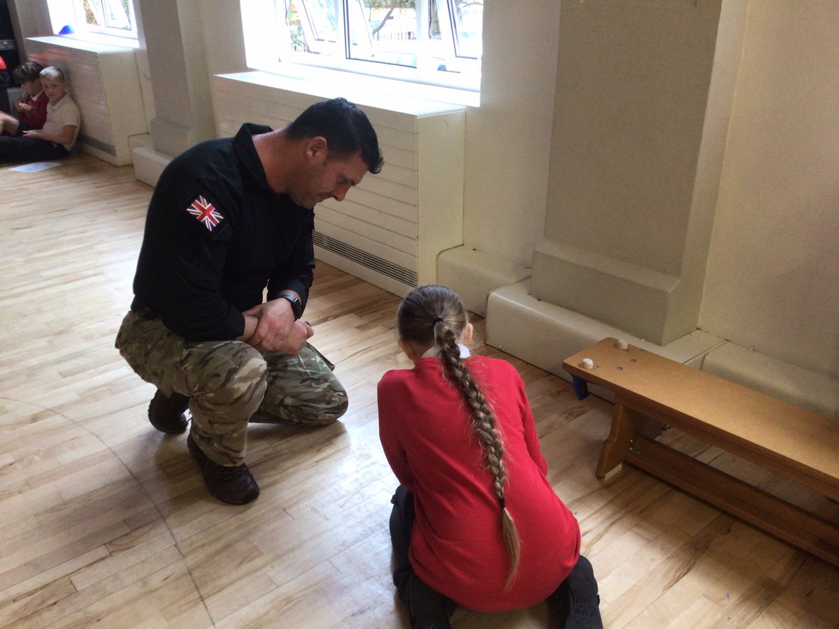 elephantsclass's tweet photo. Elephants has @UKMilSchool in yesterday afternoon. Communication, teamwork and problem solving skills were put to the test! Super afternoon #WJSenrich https://t.co/BoRnjwDc3F