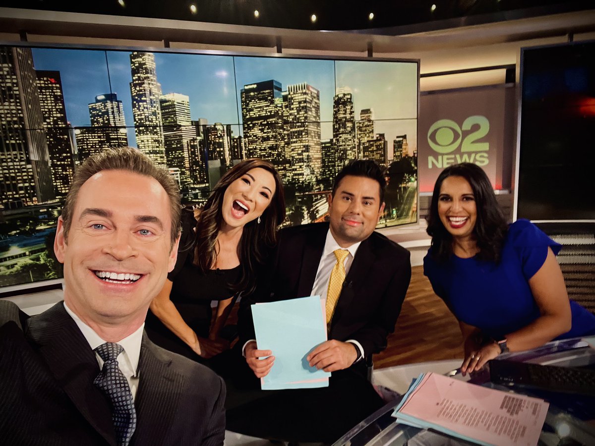 GOOD MORNING!  A rare chance to hang with some of my favorite colleagues today on <a href="/CBSLA/">Not CBS Los Angeles anymore.</a> #EarlyEarlyEarlyCall <a href="/AmberLeeNews/">Amber Lee</a> <a href="/ChrisVHolmstrom/">Chris Holmstrom</a> <a href="/tina_patel/">Tina Patel</a>
