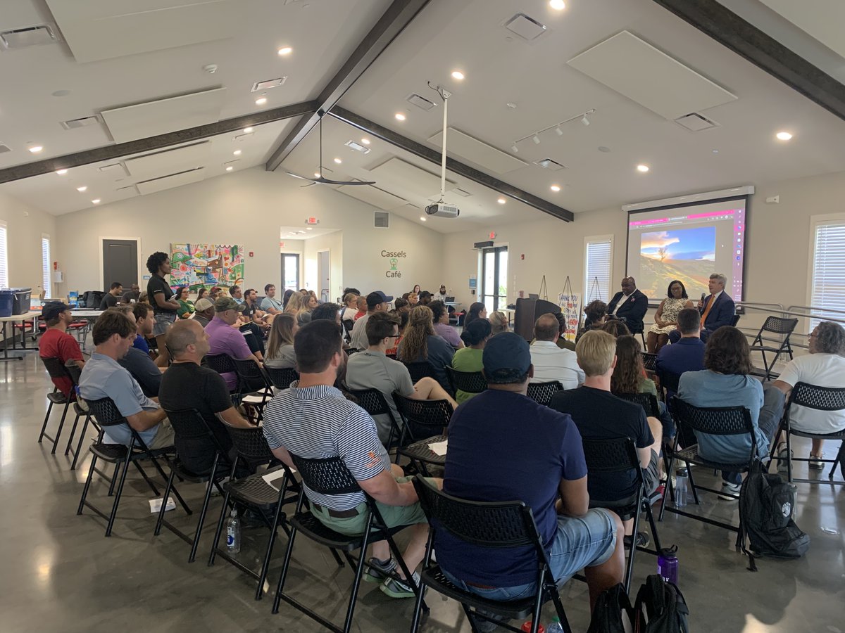 Leadership Columbia tweet media