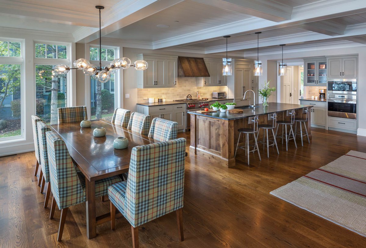 RoundtreeConst1's tweet photo. These are just a few of the many beautiful kitchens that Roundtree has built over the years.
Go to https://t.co/n699U3jyHN for more info on this and our other projects! https://t.co/ISJihwUdxg