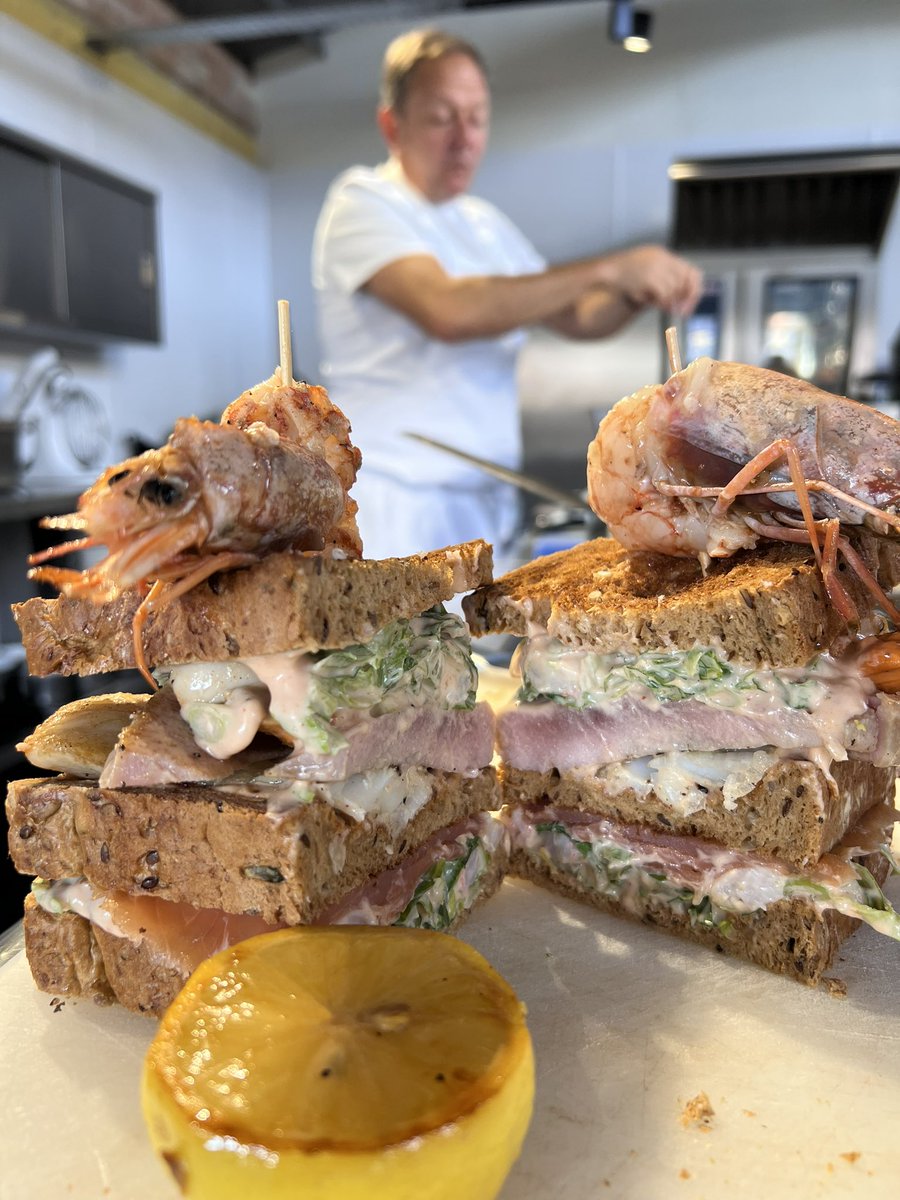 Fish Club Sandwich 🤤 Head over to our Instagram highlights or our Facebook page to see how easy it is to make this delicious sandwich 🥳