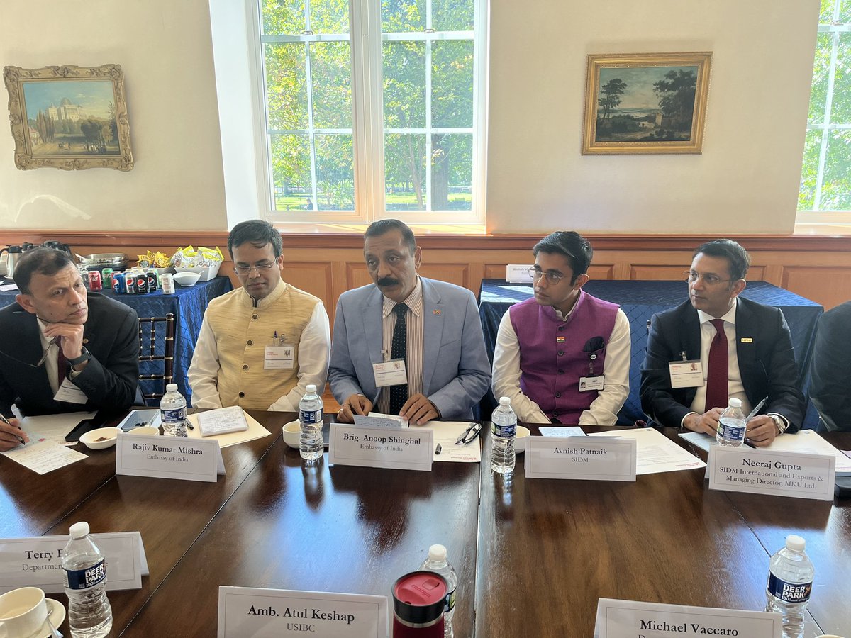 USIBC's tweet photo. USIBC was proud to host a first of its kind delegation by the @SIDMIndia where they interfaced with Michael Vacarro and Terry Emmert of @DeptofDefense @DoDCTO as well as American defense companies https://t.co/oud21kcMek