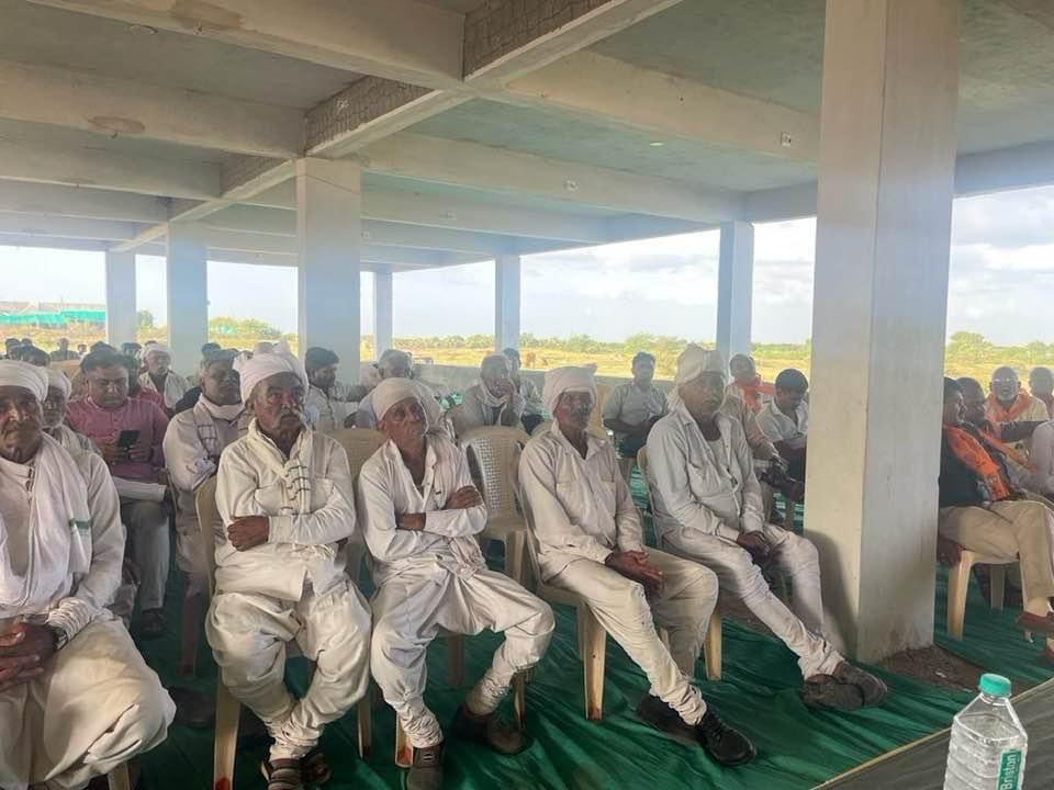 pradipsinhbjp's tweet photo. गुजरात के अन्नदताओं को डबल इंजन की भाजपा सरकार का लाभ भरपूर मिल रहा है।

भाजपा गुजरात प्रदेश किसान मोर्चा द्वारा प्रारंभ नमो किसान पंचायत में किसान मोर्चा के प्रमुख श्री @HiteshPatelGuj ने पोरबन्दर में किसानों से संवाद कर योजनाओ की जानकारी दी एवं लाभ लेने के लिए प्रोत्साहित किया। https://t.co/p3RW1QaU9o