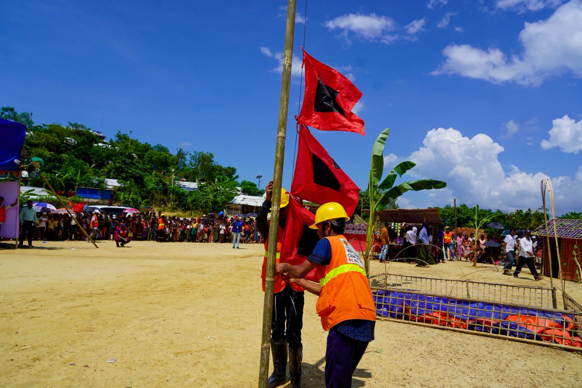 BDRCS1's tweet photo. A drill on Cyclone Early warning and Anticipatory Action in camp settlements jointly organized by @BDRCS1, #CPP, @ifrc and @IOMBangladesh in camp no 20 focusing on cyclone signal, Cyclone preparedness messaging, anticipatory actions, First Aid, casualty and needs assessment. https://t.co/U3FOIlBBFM