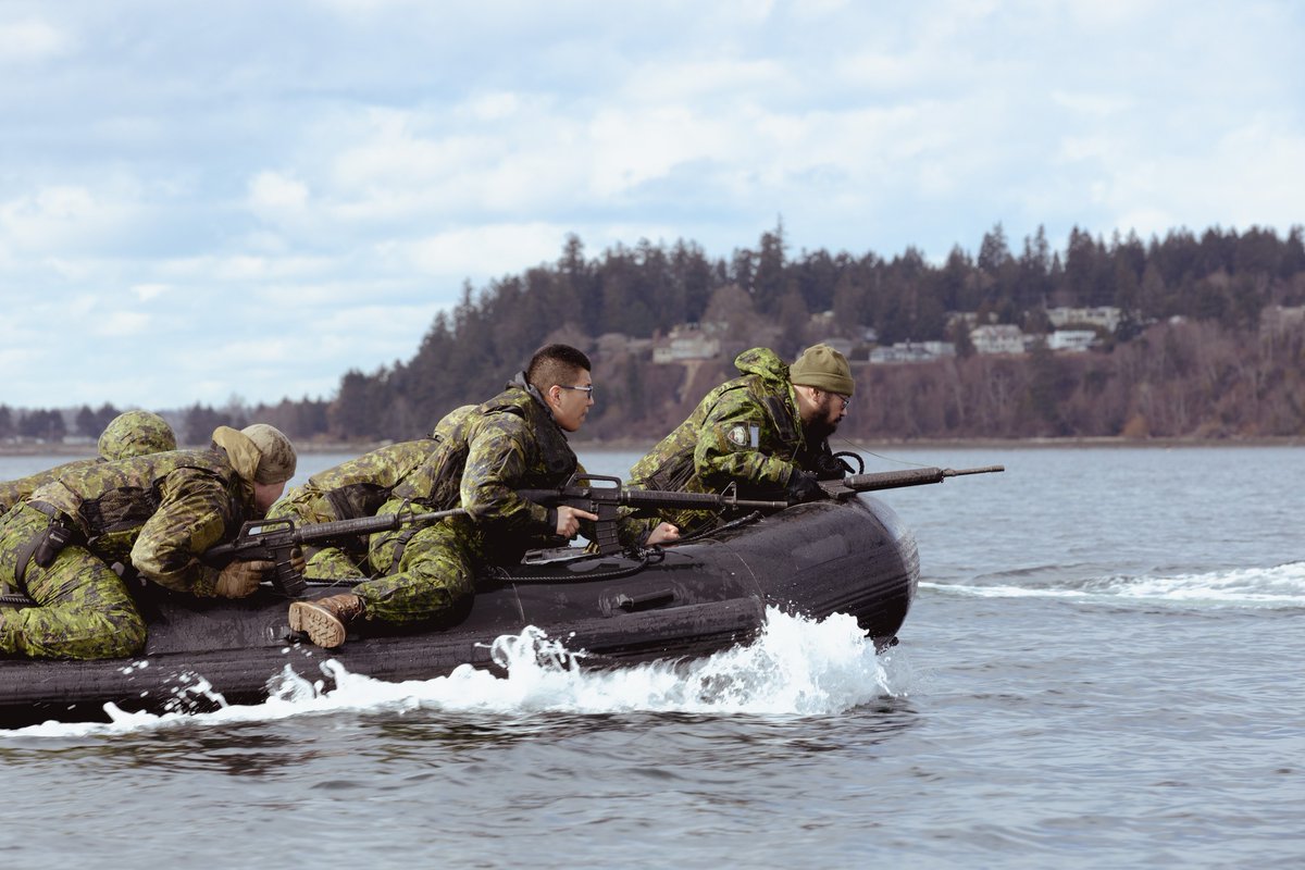 CanadianArmy's tweet photo. The Soldier Readiness Policy – Reserve (SRP-R) full implementation is just around the corner. We invite you to consult the SRP-R Fact Sheet.

https://t.co/69mfJV7gB4 https://t.co/QLIkFSwwt6