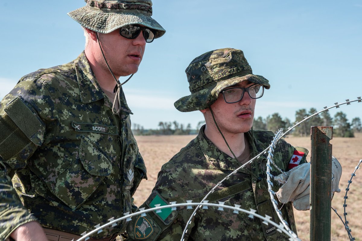 CanadianArmy's tweet photo. The Soldier Readiness Policy – Reserve (SRP-R) full implementation is just around the corner. We invite you to consult the SRP-R Fact Sheet.

https://t.co/69mfJV7gB4 https://t.co/QLIkFSwwt6
