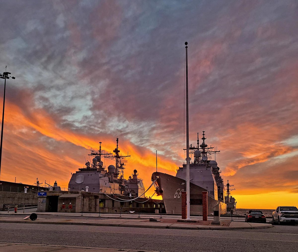 WarshipCam's tweet photo. USS Hue City (CG 66) Ticonderoga-class guided missile cruiser being decommissioned today in Norfolk, Virginia - first 3 shots are from ship's live stream of event- last shot is only "in-action" shot I caught- 2019 departing Port Everglades - September 23, 2022 #usshuecity #cg66 https://t.co/z98QSchw8S