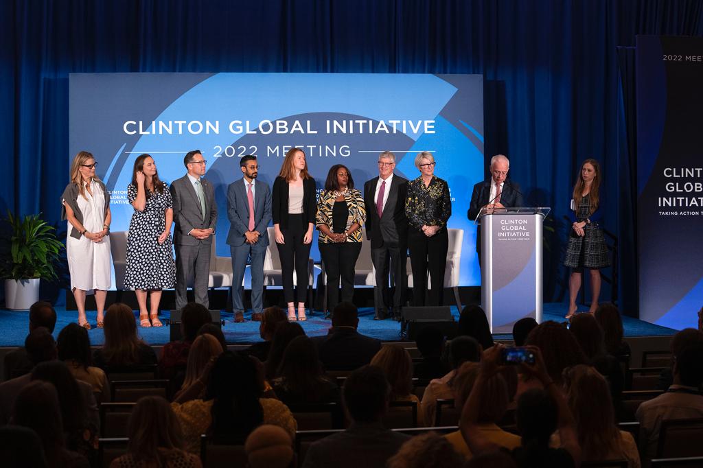 The @ClintonFdn @ClintonGlobal @CHAI_health @GlobalFund are working together to break down barriers that keep people from lifesaving health services & care they need. 

Together we can achieve #HealthForAll & #LeaveNoOneBehind. Incredible partnership! #CGI2022 #FightForWhatCounts