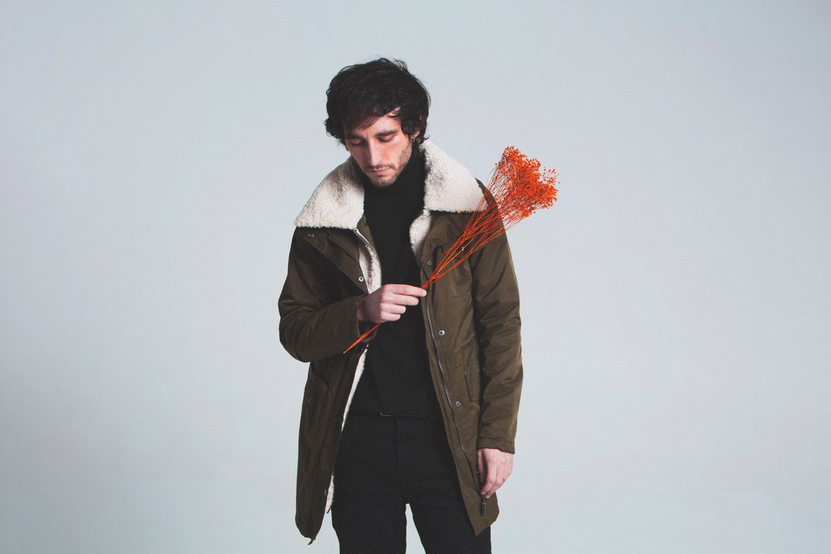 Ep. 4096. RIPOLL (<a href="/RIPOLL_band/">RIPOLL BAND</a>): "Ha sido un proceso largo, porque no resulta sencillo buscar una identidad". David Ripoll, que ha formado parte de bandas como <a href="/SidneyViaje/">Viaje a Sidney</a> o @AlborotadorG, estrena su proyecto en solitario pero bien acompañado.
…estiradoenlapistadebaile.blogspot.com/2022/09/episod…