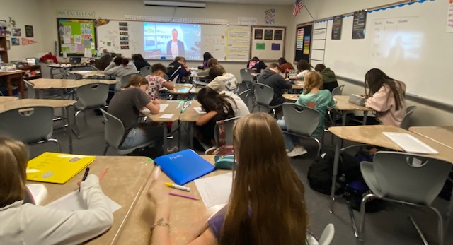 techCAREWilson's tweet photo. Thank you Mrs. Atkinson for sharing your photos with us!! We caught some BobKats watching a virtual tour of @SamHoustonState and earlier in the week doing a @CharacterStrong Lesson on #Selflessness! @WISDBrabham @kella_price @locke_kel #BeExcellent #MoveLikeABobKat https://t.co/5albEMEy91