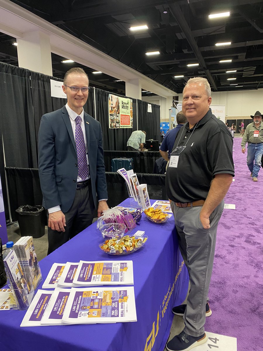lsuvetmeddean's tweet photo. The dream team at the Southwestern Veterinary Symposium discussing strategy. We have the school, including our state-of-the-art Louisiana Animal Disease Diagnostic Lab, represented. We are growing in ALL missions! #WeTeach #WeHeal #WeDiscover #WeProtect #LSU #LSUVetMed #I2C #SWVS https://t.co/ylvsnPle1U