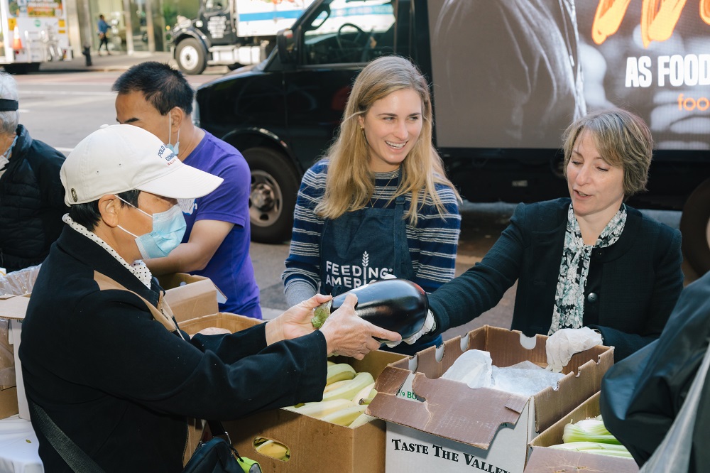 FoodBank4NYC tweet picture