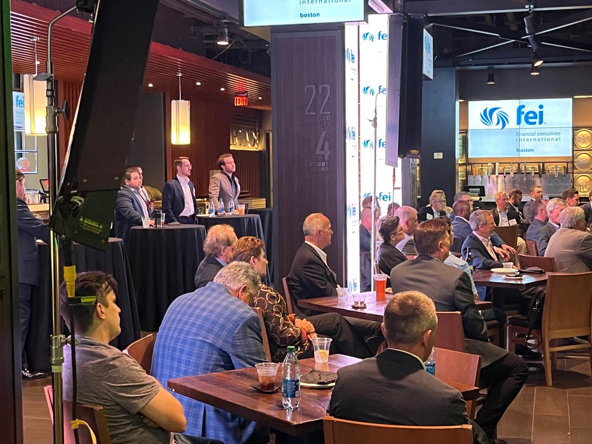 What a great fireside chat yesterday at The Sports Museum with Kim Miale and Courtney Cox! Thank you, Kim, for sharing your insights into the business of the NFL with us, and thank you to everyone who attended!
