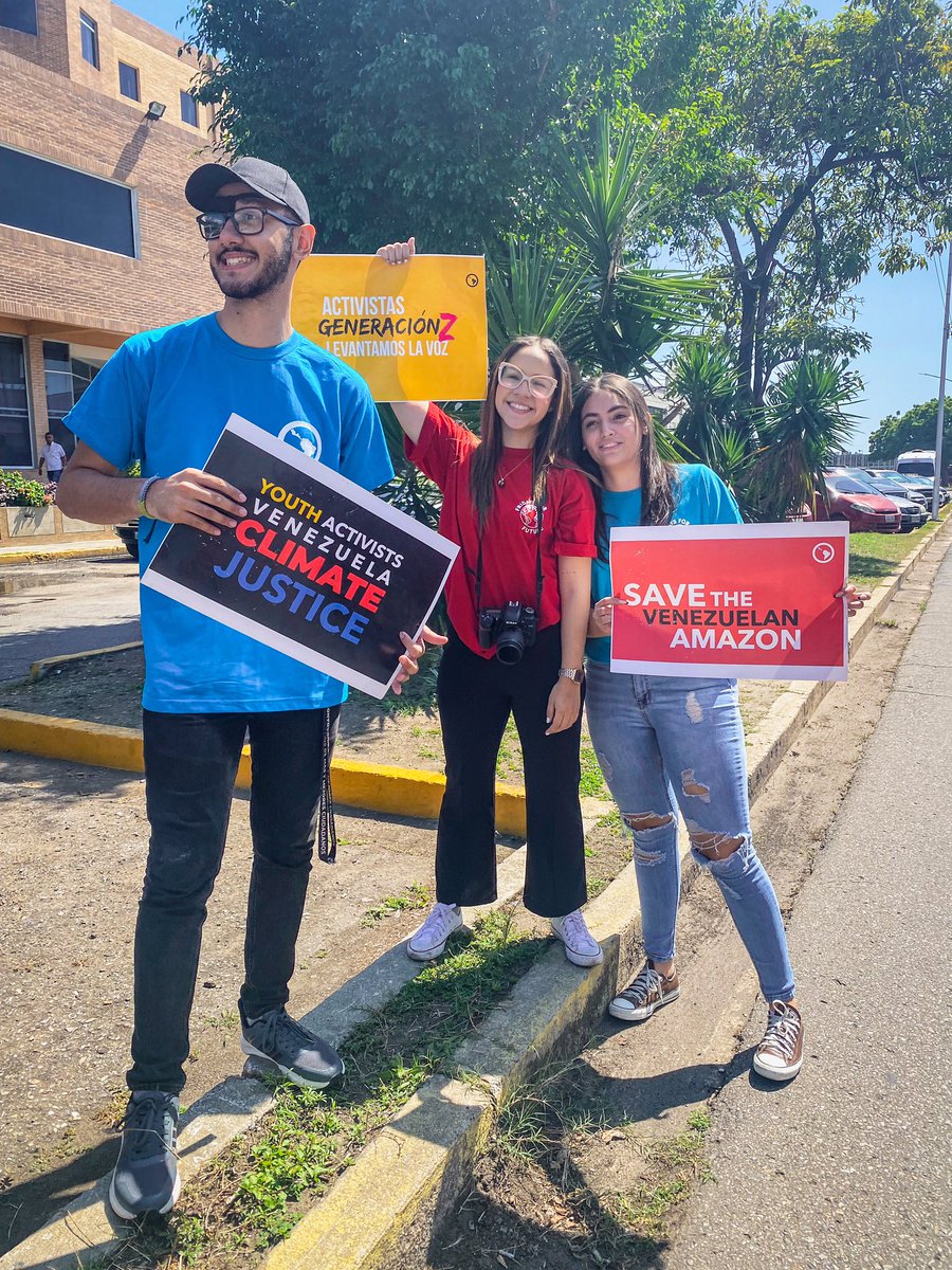 GaboCabreraVzla's tweet photo. #AHORA ¡Inició la huelga mundial por el cambio climático! 

En Carabobo activistas de Fridays for Future #Venezuela región central comienzan a concentrarse en las instituciones ambientales del Estado para demandar justicia climática.

¡Esta tarde nos vemos todos en Caracas! #UNGA https://t.co/OmUDdVLpUL
