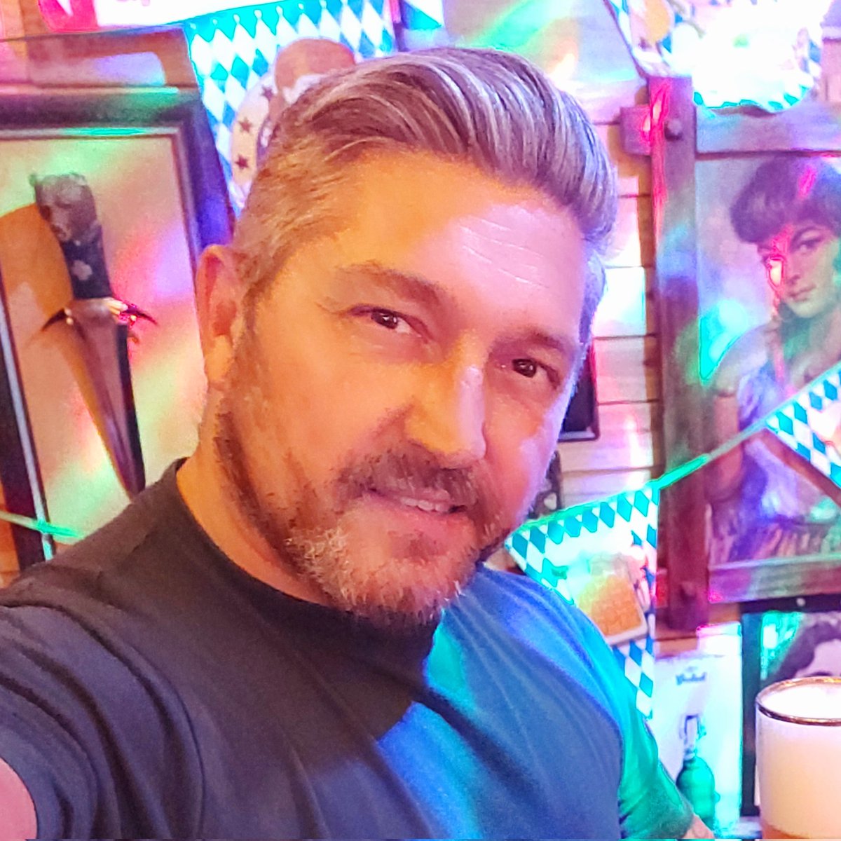 Corremans's tweet photo. #NieuweProfielfoto https://t.co/lhkLVpYTNN