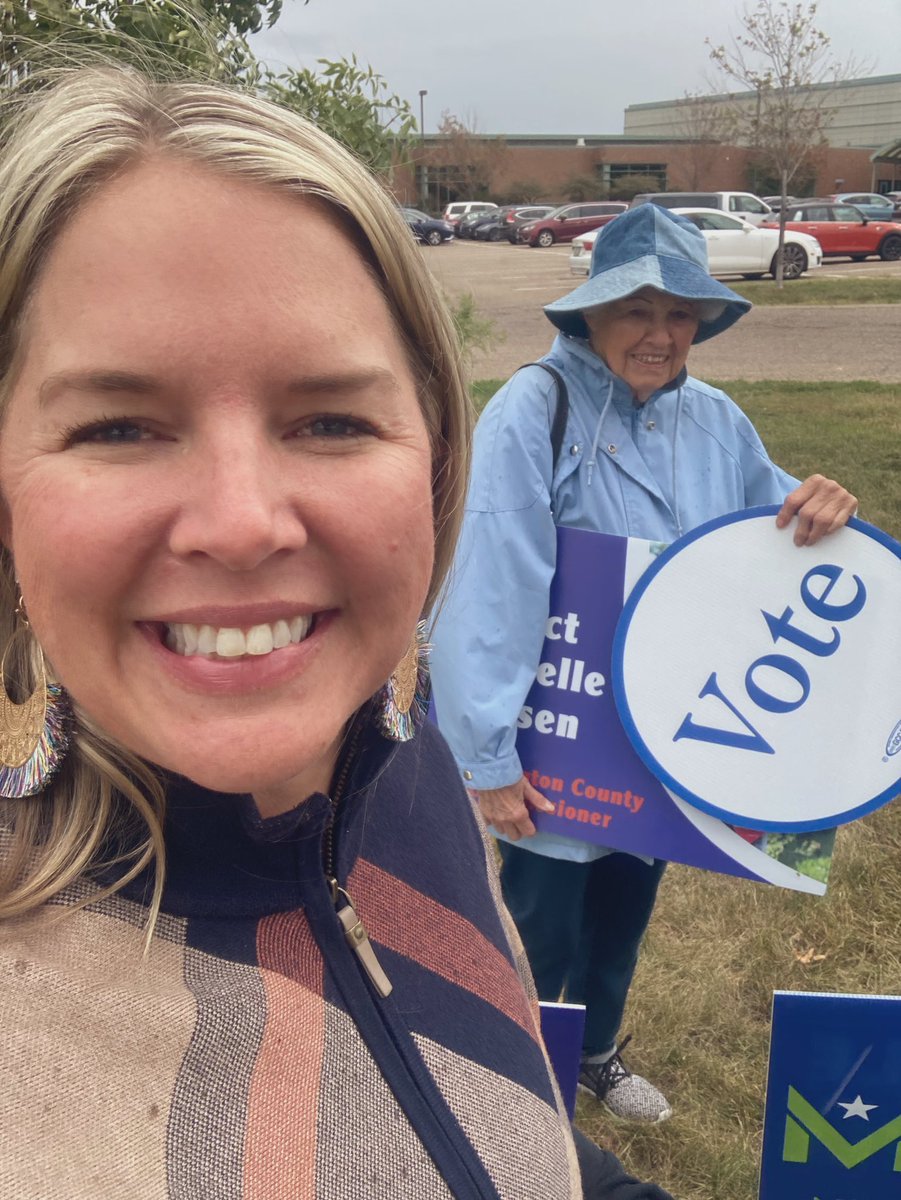 Today is the day, early voting begins!!! 

If elected, I will support election integrity and protect the freedom to vote! #woodburymn #ElectionDay #electionske2022 
#BlueWave #democracy #countycommissioner #minnesota #Democrats
