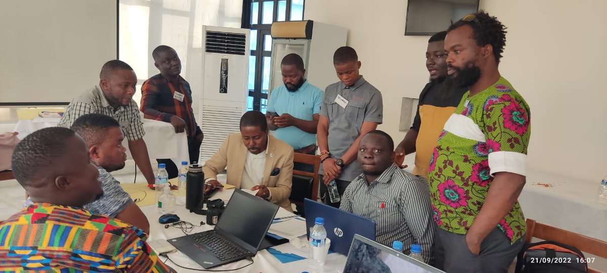 konah_steve's tweet photo. Thank to #USAID / #Internew for this Great three(Days) Digital Readiness Workshop .
I appreciate all the days I spend at this Great workshop . https://t.co/BD9DbTMsZz
