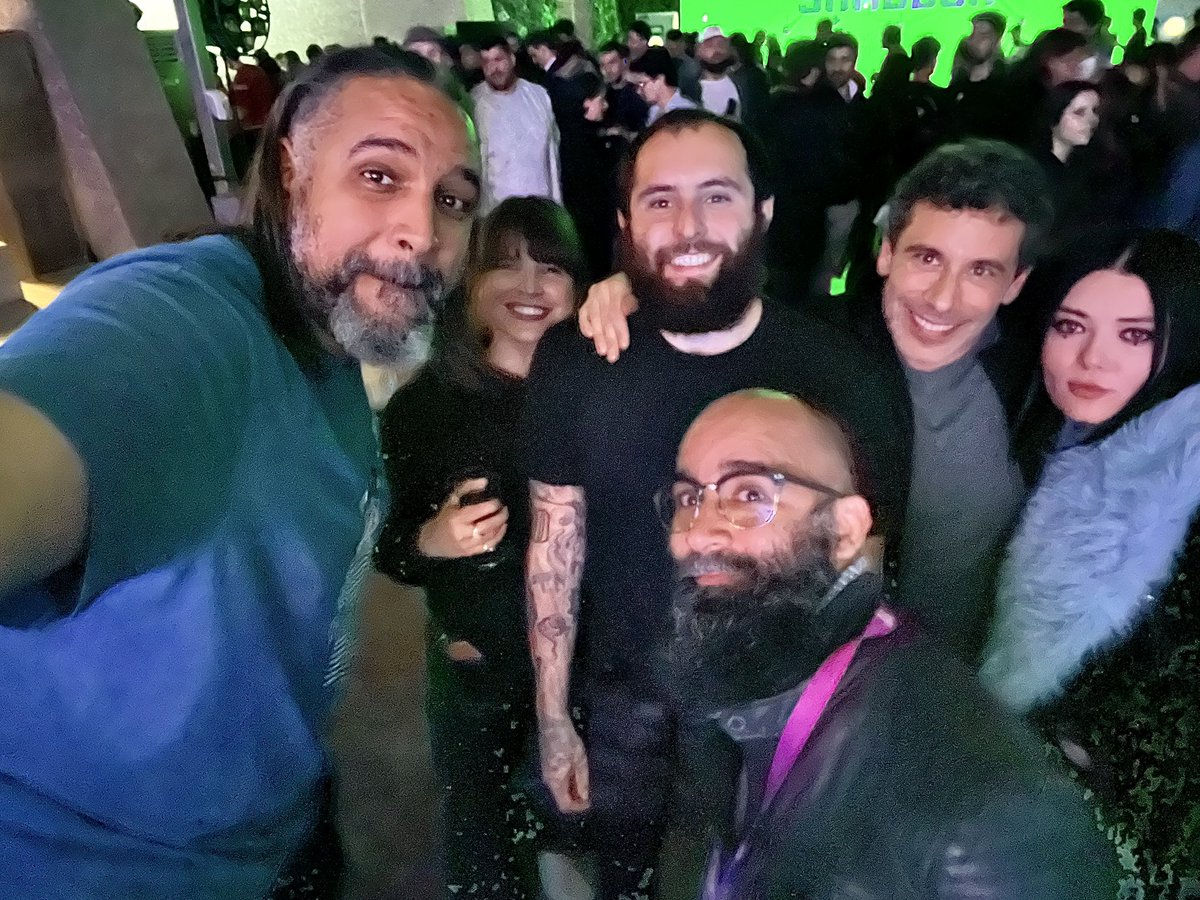 It’s always a pleasure to meet successful people in this space who not only have a love for photography, but also the will to shine a spotlight on the work of others. 

Happy bday <a href="/justinaversano/">justinaversano</a>…ya bada**. 🥳

PS. <a href="/jasonostro/">jasonostro</a>, <a href="/monaris/">monaris</a> and <a href="/OmarZRobles/">OmarZRobles.eth</a>, we gotta do this in LA!