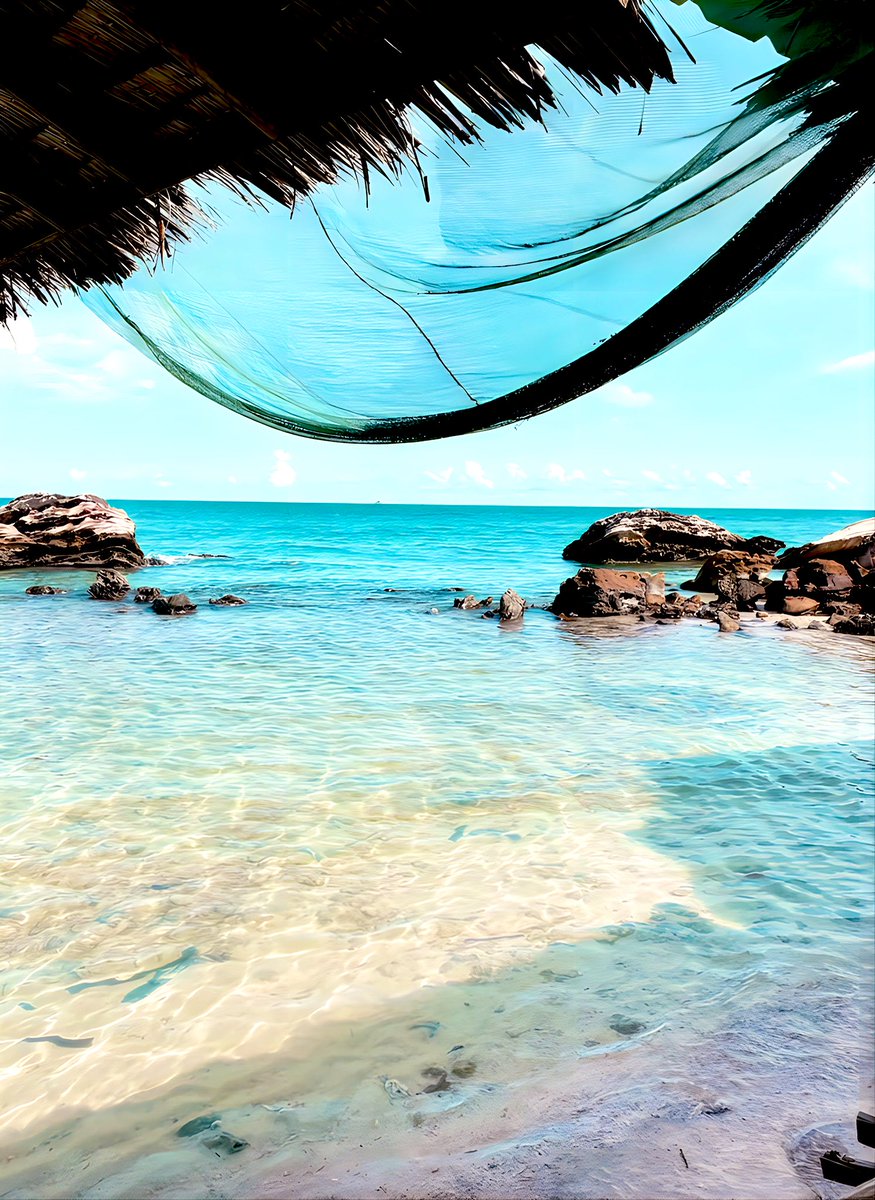 What a beautiful little spot to sit and relax at! Wishing you all a Fantastic Friday and a Wonderful Weekend!