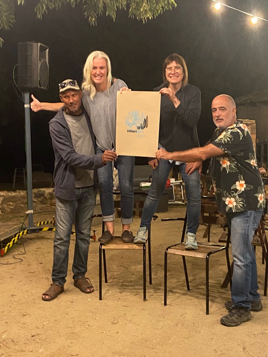 💙​ Els alumnes de 4rt d'ESO del <a href="/INS_Pla_Marcell/">Institut Pla Marcell</a> van fer una feina preciosa! Del taller de #serigrafia van sortir aquestes làmines #Hilarium 

Com veieu, alguns artistes i visitants van sortir de #SantHilari amb gran obsequi. Gràcies per la feina! 🤩