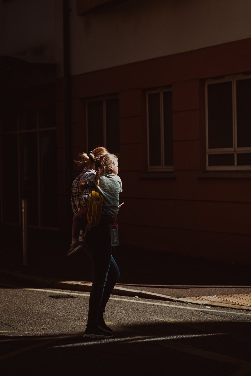 Mum and Daughter ❤️ 
#streetphotographerscommunity #streetphoto_greatshots #streetphotographymagazine #streetphotographersfdn #lightsandshadows #lightandshadowphotography #streets_storytelling #spicollective #street_is_life #street_vision #jerseyci #theislandbreak