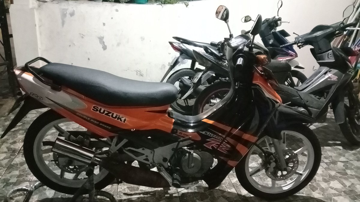 Kamu udah makan setengah gaji ku bulan ini yaaaaaa ... Deuh, untung sayang 😂😂