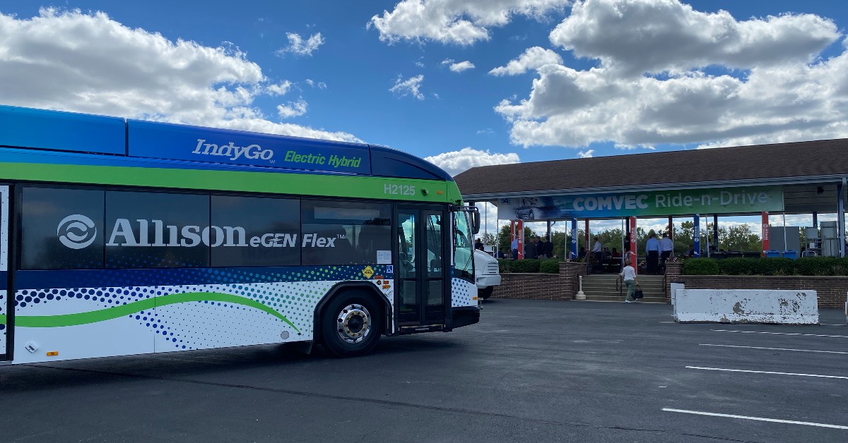 AllisonTrans's tweet photo. We're so glad we had the opportunity to be the executive host of @SAEIntl #COMVEC22! We hope everyone had a wonderful week at the event and enjoyed our Ride + Drive. Special shout-out to @IndyGoBus for stopping by with one of their new Allison eGen Flex™-equipped buses. https://t.co/6OaS06bYd3