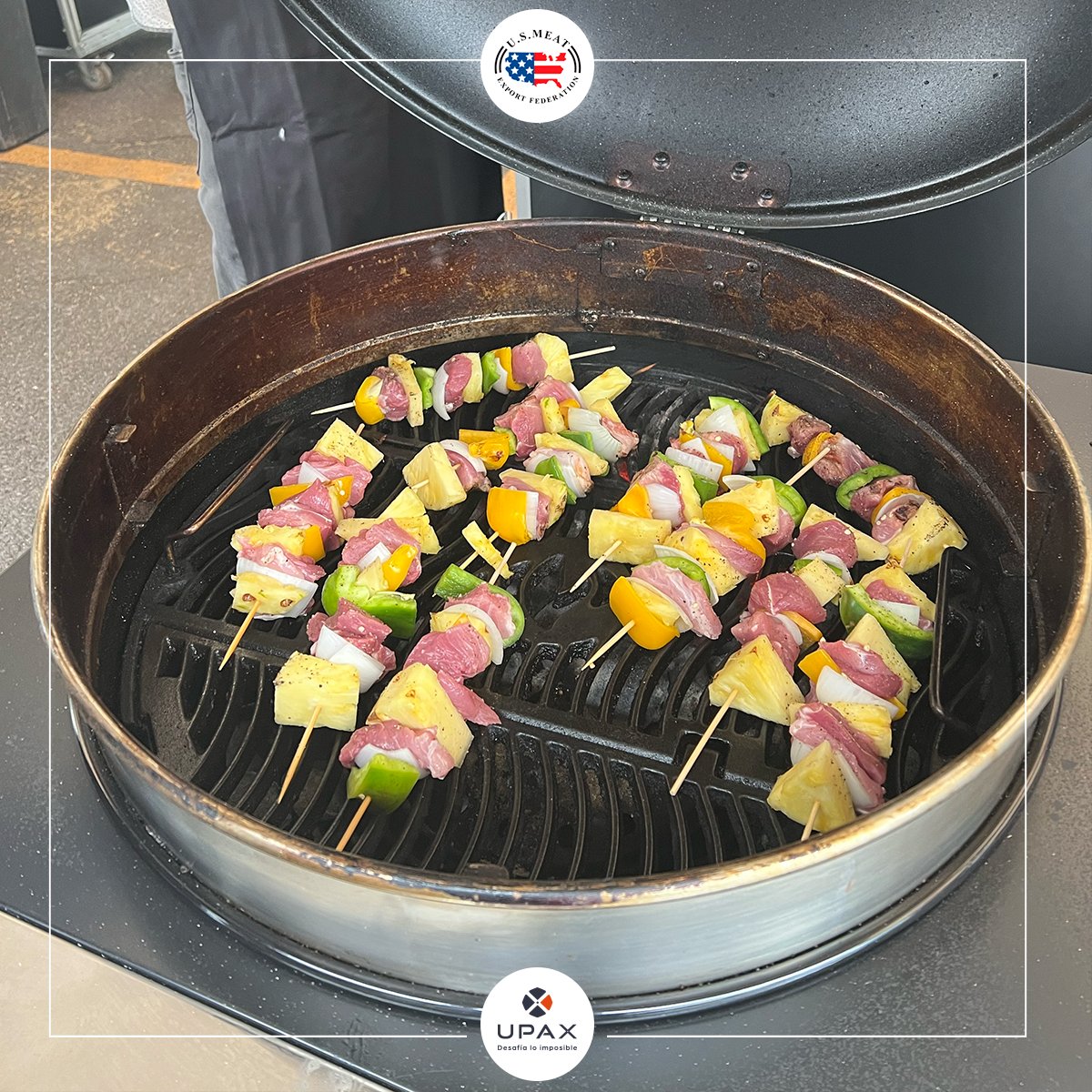 UPAX_Oficial's tweet photo. El Lienzo Charro de Constituyentes fue el escenario perfecto para que #USMeat en conjunto con #UPAXMarketingServices realizáramos esta experiencia para conectar con México por medio de la cocina. Descubre más en el enlace:
https://t.co/APt8Qg7Nfh https://t.co/KOEtfCMxUX