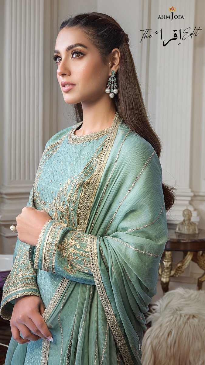 asimjofa's tweet photo. The Iqra Edit by Asim Jofa | 3PC | Unstitched Collection | PRE-BOOK NOW
AJIM – 21 | Rs. 5,950
Iqra Aziz makes one skip a beat in this beautiful mint self jacquard 
#AsimJofa #IWearAsimJofa #simplyfestive #unstitchedcollection #stitchedcollection #asimjofaedits #iqraaziz #iqraedit https://t.co/VwALbXdjG0