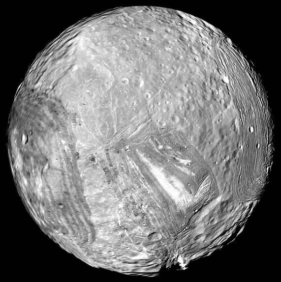EmilySmarti's tweet photo. @alieward Is ice=rock?🤷‍♀️ but the wild wonders of icy moons Europa, Enceladus, Triton, Miranda and all their sibs 10/10 it’s geology⛏❄️.
Thanks for your work @alieward 💥 https://t.co/gaJri9AxP0
