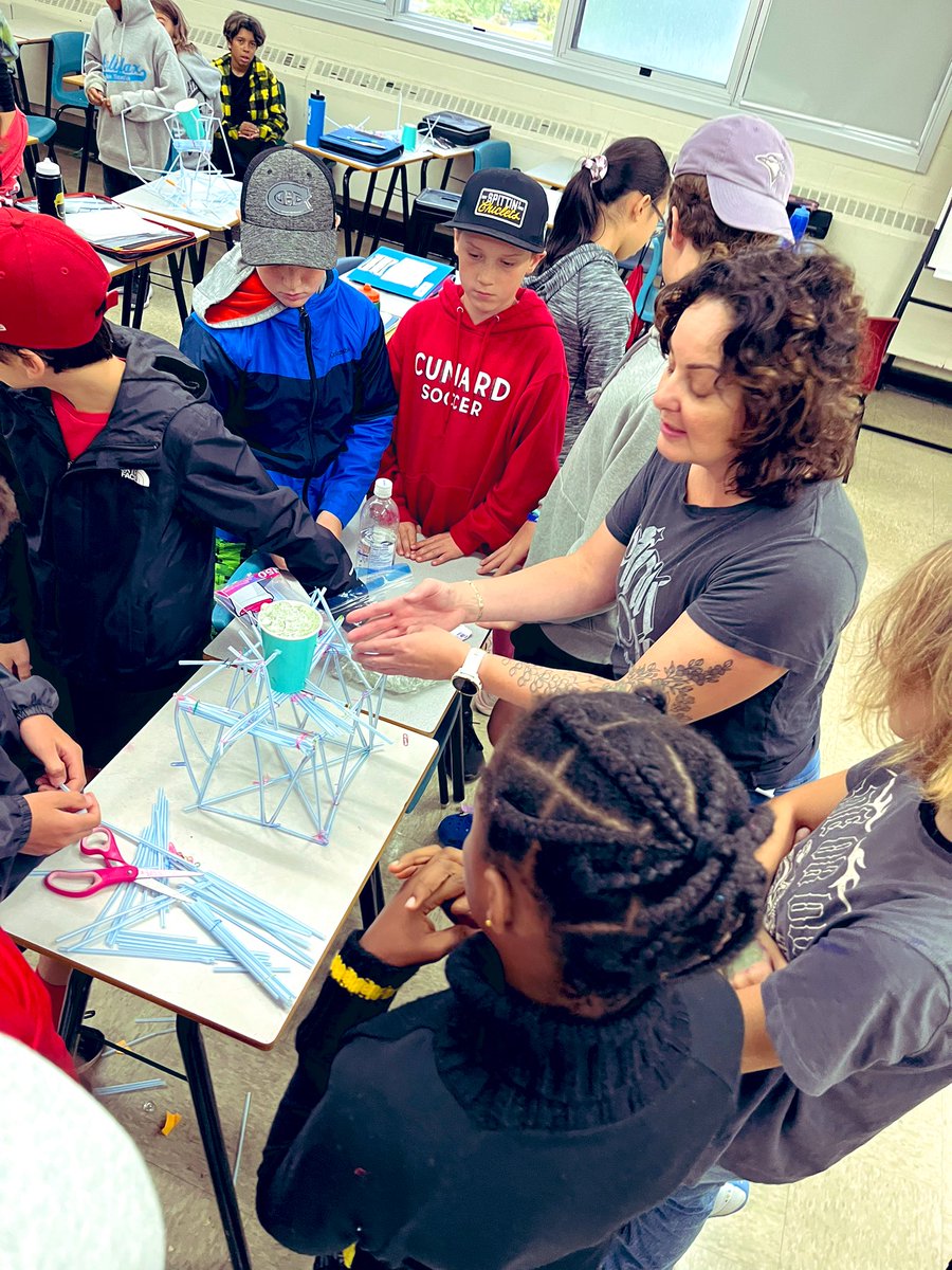 crystal_hrce's tweet photo. Cunard Clippers collaborate and co-operate during ILT #teamwork #criticalthinking #seewhatiamlearning @HRCE_NS @crystal_hrce @cunardjunior https://t.co/mIjIbBTfFY