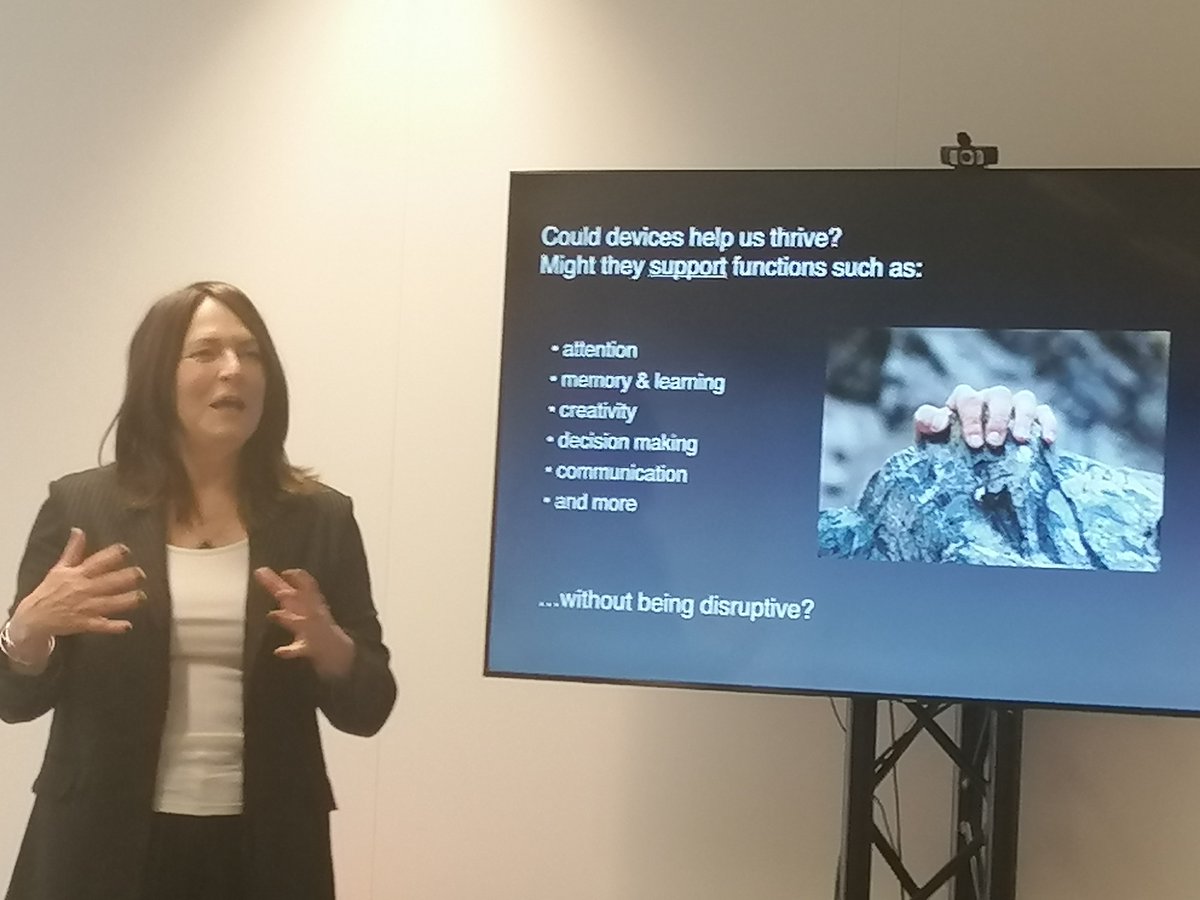EllenRusman's tweet image. Interesting meet and greet with @PattieMaes from MIT  today @OU_Nederland : can technology make humans &quot;thrive&quot;, by enhancing (cognitive) processes, such as memory, learning, creativity, descision-making and communication? (cognitive augmentation) #seamlesslearning #tech4learning