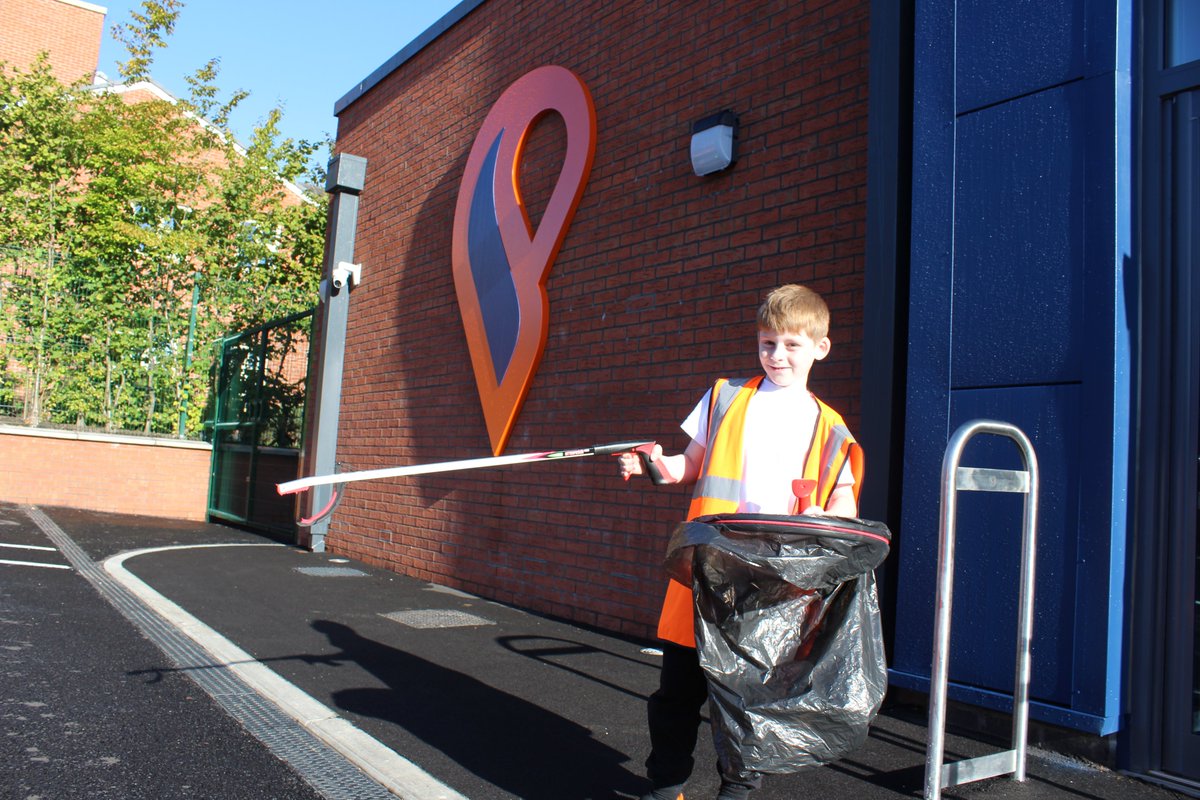 prospecthouse's tweet image. This week we have been learning all about #recycling ! We have had regular litter picking around our school grounds as well as lots of recycling at lunch times! 🗑️🪩🌟
#CreateAndCommunicate #CRCArticle24 #PollutionSolutionRevolution #MCRClimateWheel #MCRClimateChampion