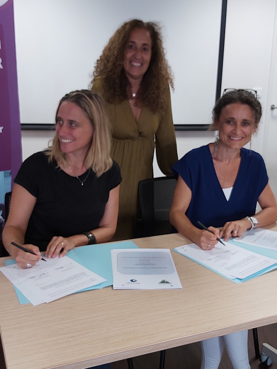 farida56776925's tweet photo. La semaine de l #IAE #Marseille se termine avec le lancement du Dressing Solidaire #FripInsertion @labelemmaus :permettre à des demandeurs d emploi d être conseillés et vêtus pour leurs entretiens de recrutement. @poleemploi_13 @lafederationEI @cne1410 @AudeFredenucci @NAHMIAS17 https://t.co/f6YkysY08m