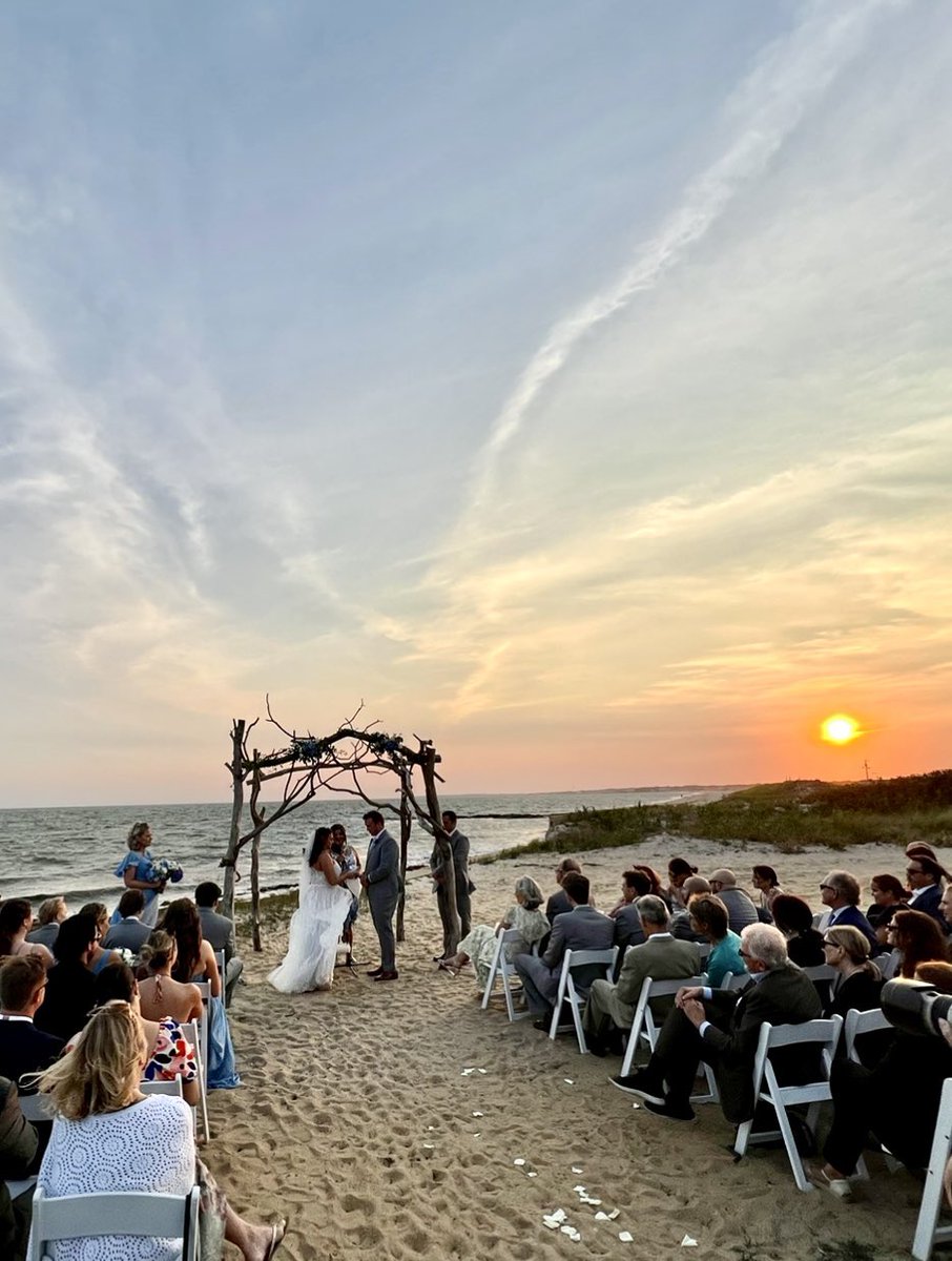BostonJerry's tweet photo. So… 3.5 years of engagement and 8.5 years together later, we got married! It happened! https://t.co/newUODl5hN